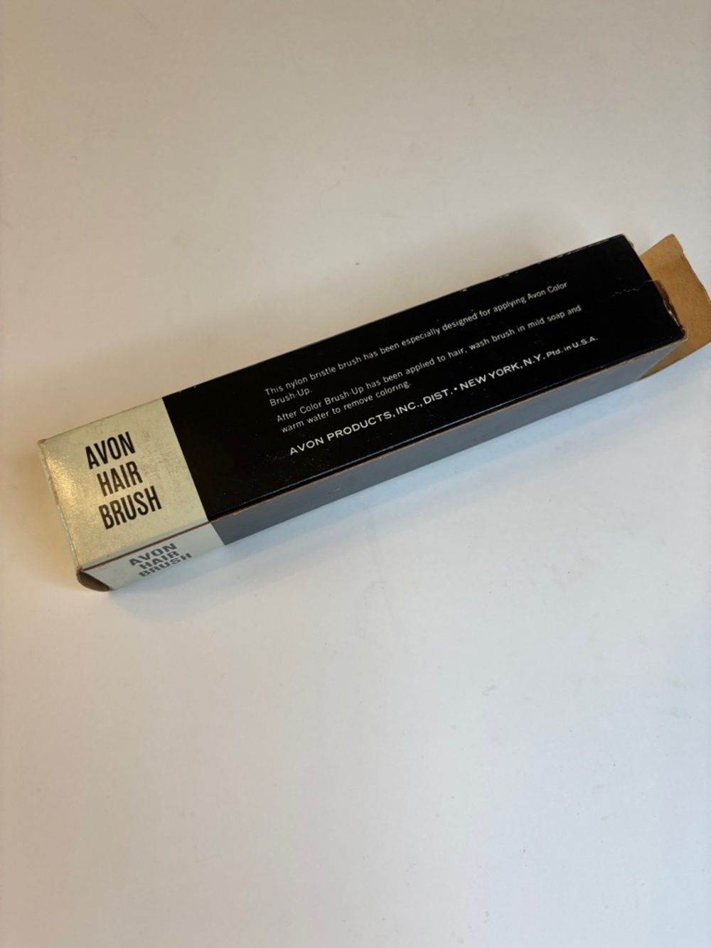 Vintage Avon hair brush in box - Picture 2 of 6